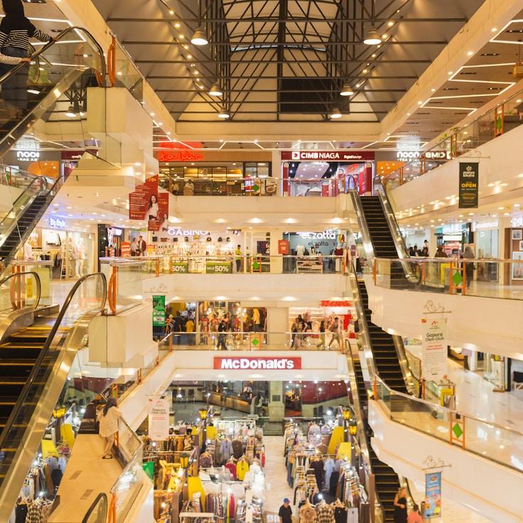 Family-friendly shopping and daily life in Portugal